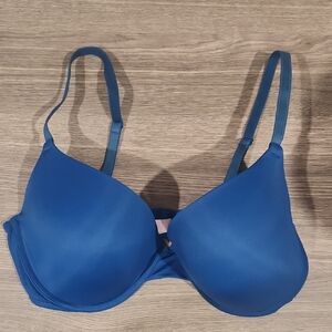 PINK Victoria's Secret Vibrant Blue Bra
